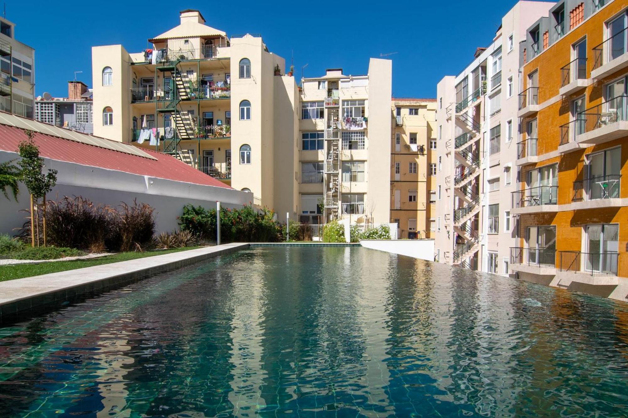 Apartamento Deluxe 1 Bdr W/ Pool View By Lovelystay Lisboa